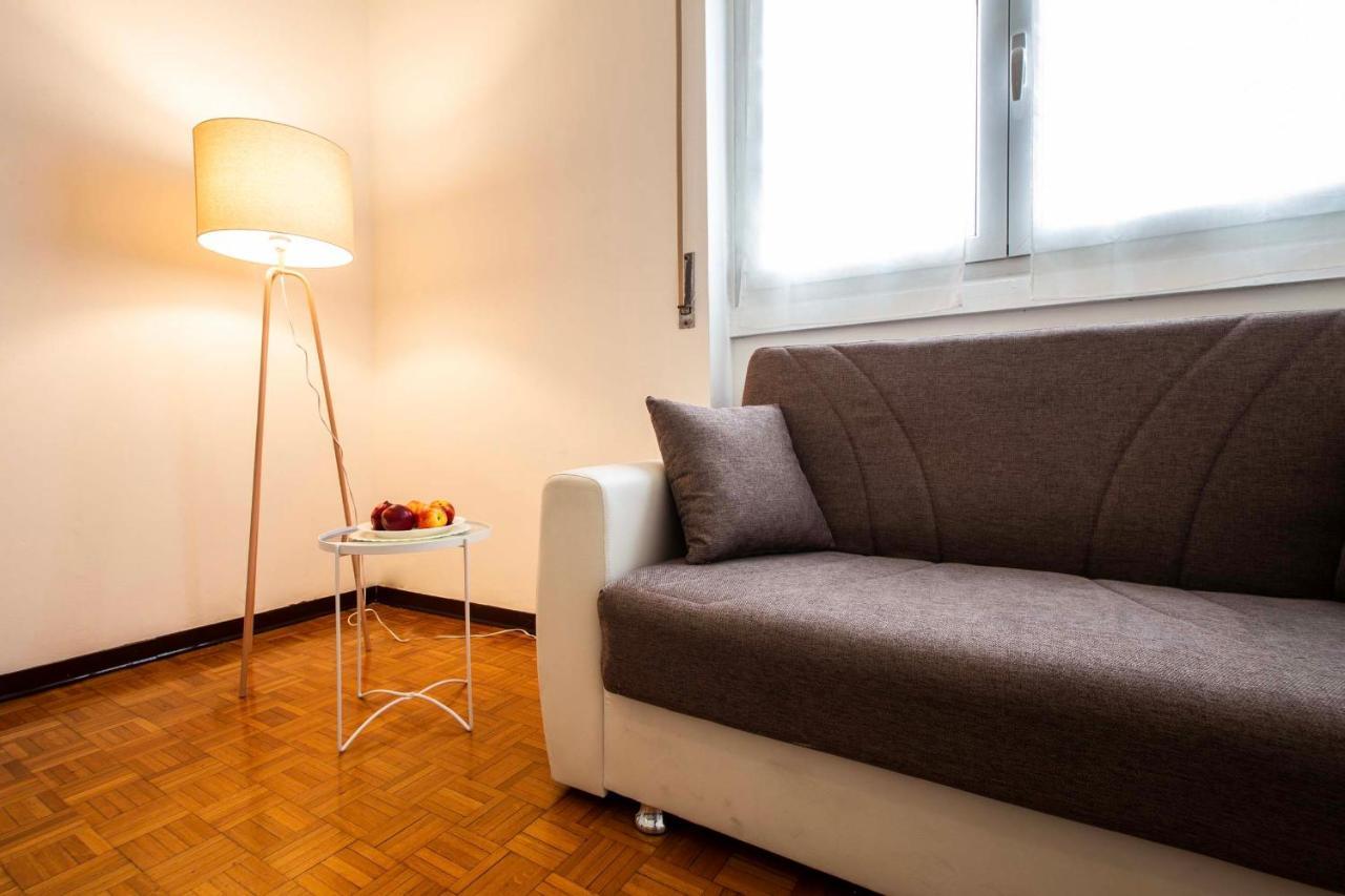 Milano-linate Self Check In & Free Parking * Milán